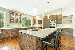 BROOKSIDE MODERN SHOWPIECE